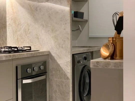 Área de serviço do apartamento três quartos