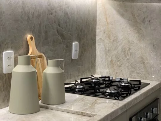 Cozinha do apartamento três quartos