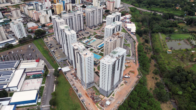 Vista do Parque de Águas Claras do Reserva Parque Clube